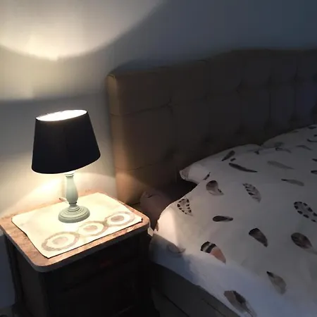 Les Trouvailles D'Ines Oda ve Kahvaltı